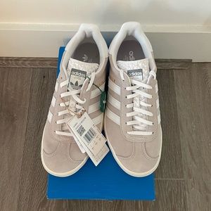 Brand new Adidas Gazelle Bold sneakers in Gray